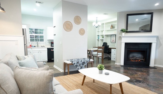 Villa Arcadia - Near Kennesaw Mountain, Shopping, and KSU!