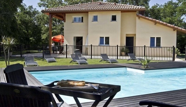 VILLA ARCHITECT at CAMPAIGN