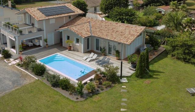 Villa Architecteure Bois à 1500 Océan, au Calme , Entre Biarritz et Hossegor