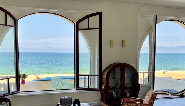 Villa Art Deco facing the Ocean - 8 rooms