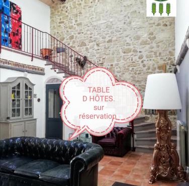 VILLA ARTEMIA Maison vigneronne - chambre d hôtes-B&B-piscine et spa