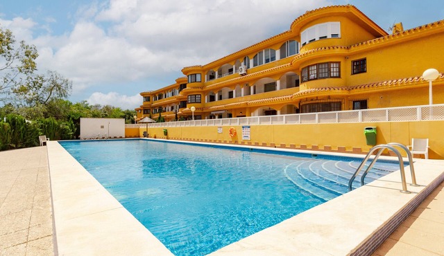 Villa 'Artep' with Shared Pool, Wi-Fi and Air Conditioning