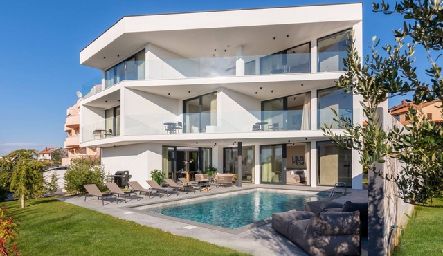 Villa Aruna by Villas Guide