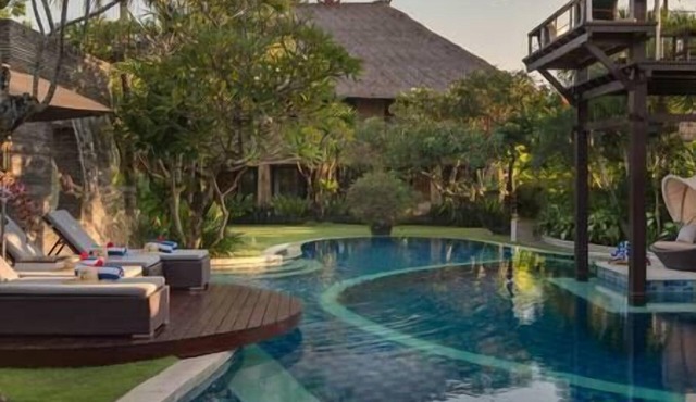 Villa Asta | Batubelig 7BR Villa | Infinity Pool & Private Chef