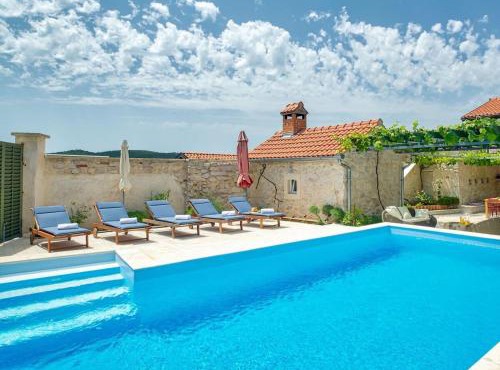 Villa Asteralis