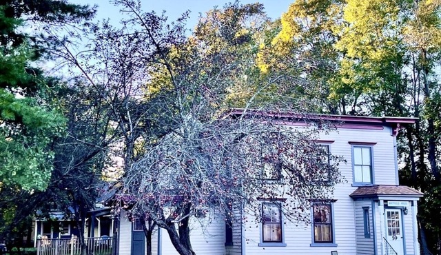 Villa at Milford, village charm