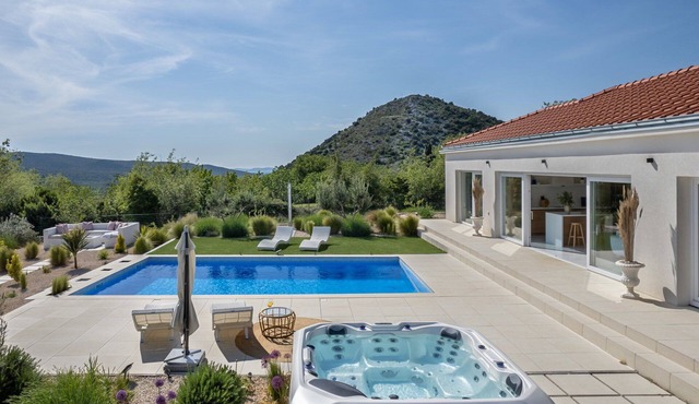 Villa Atticora with Pool