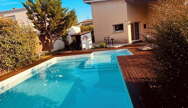 Villa Atypique Pic Saint Loup, Les Matelles