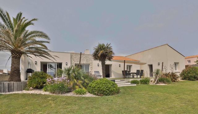 Villa au calme, proche de la mer