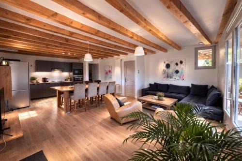 Villa au lac du Salagou - 10 pers