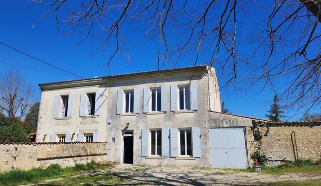 Villa Ausone, Maison Spacieuse Entièrement Rénovée Lumineuse Avec Beaux Volumes