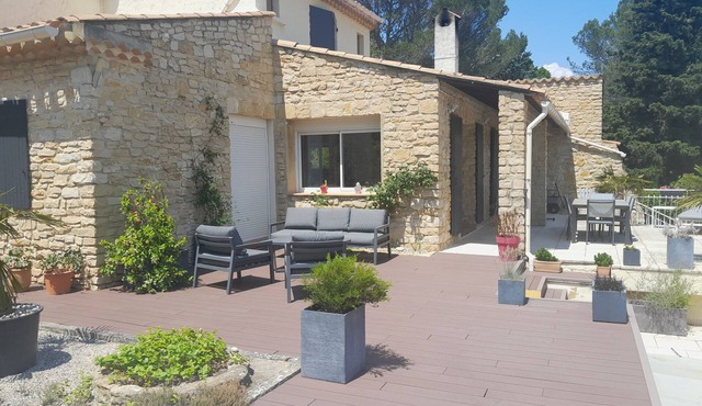 Villa aux Portes de Provence, Piscine et vue Dégagée, Confort et Tranquillité !