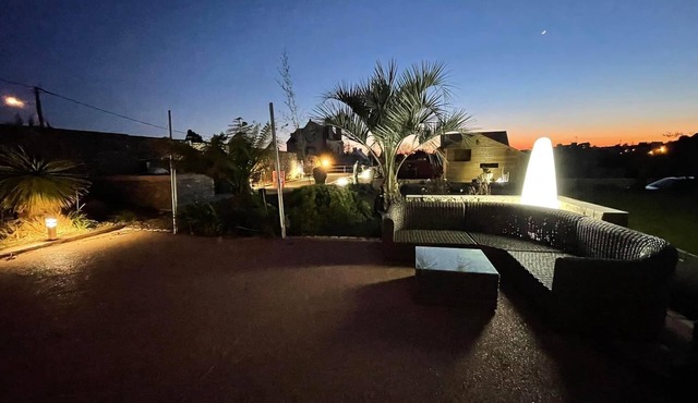 Villa Avec Piscine Dans les Hauteurs de Binic vue mer 5 min de la Plage !