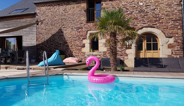 Villa Avec Piscine Privée Très Proche de la Forêt de Brocéliande