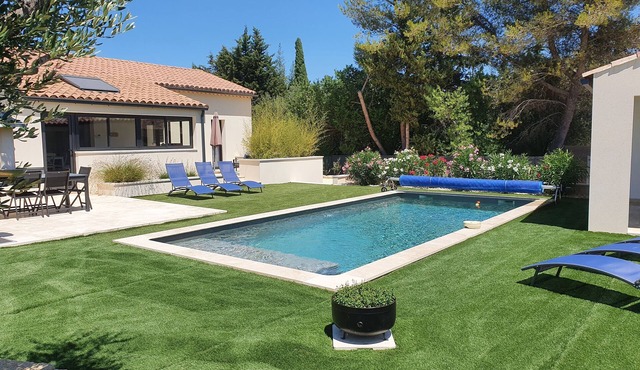 Villa Avec Piscine en Pays D'uzès - Pont du Gard