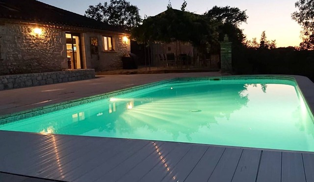 Villa Avec Piscine en Campagne Sans vis à Vis/animaux Acceptés
