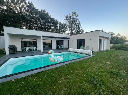 Villa avec piscine à 10 min de PAU