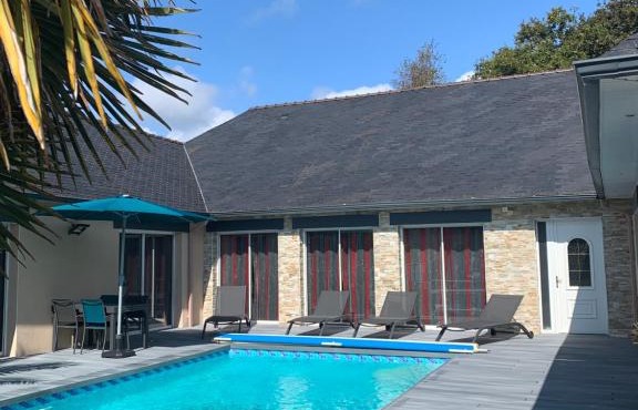 Villa avec piscine à 2 pas de la mer