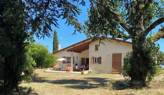 Villa Avec Piscine à 5 Minutes de Saint-emilion