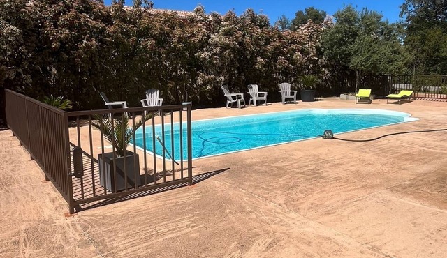 Villa Avec Piscine, à Proximité mer et Rivière