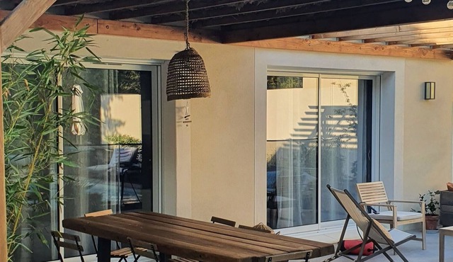 Villa Avec Piscine aux Pieds de la Pinède