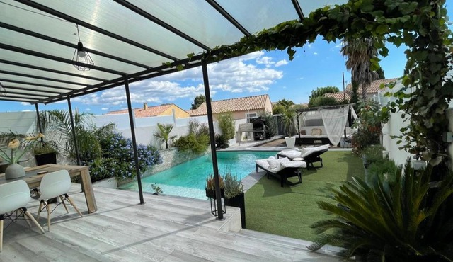 Villa avec piscine au calme 6 personnes