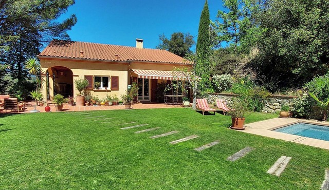 Villa Avec Piscine Cadre Exceptionnel EN Pleine Nature Très Proche DE Ceret