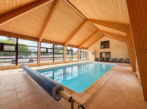 Villa avec Piscine Intérieure, Billard et Tennis, proche Zoo de Beauval et Châteaux de la Loire - FR-1-591-225