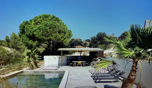 Villa Avec Piscine la Garrigue