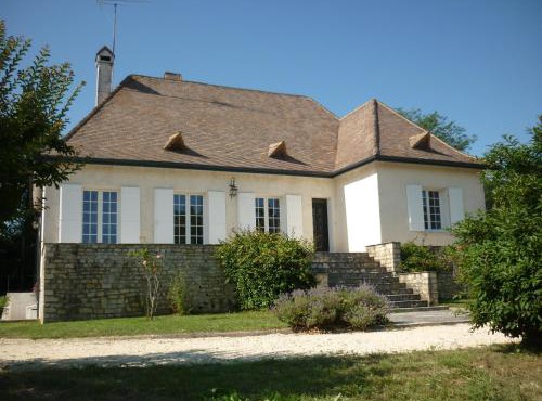 Villa avec piscine privée, grand parc au calme et vue - Bergerac