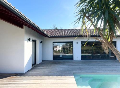 Villa avec piscine, proche Bayonne