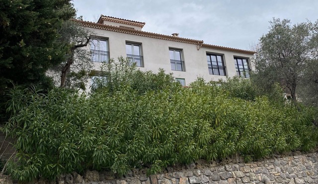 Villa Avec Piscine, vue les Alpes, Village de Mougins et la mer