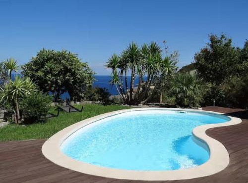 Villa avec piscine vue mer et montagne