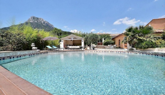 Villa Avila