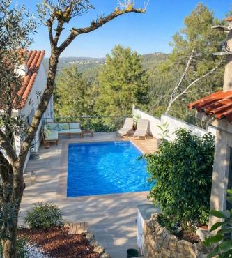 Villa Avril Villa con piscina privada cerca de Sitges 7 dormitorios Ideal grupos