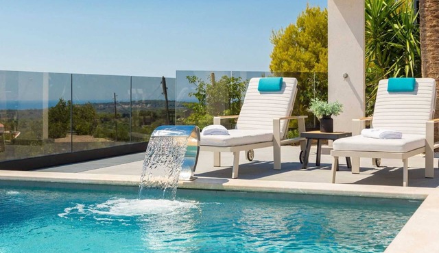 Villa Bacci di Sole with Pool