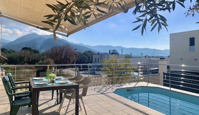 VILLA BAGES 5 Roses