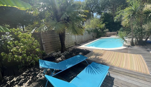 Villa Balnéaire Avec Piscine ; Plage et Commerces à Pied