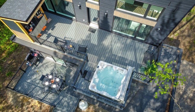 Villa Bali | Trails, Private Spa & EV Charging Station