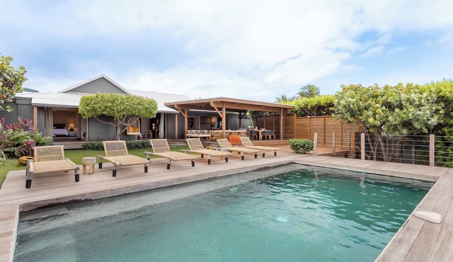 Villa Baltazar – Waterfront Luxury Villa Facing Pinel Islet, Saint Martin