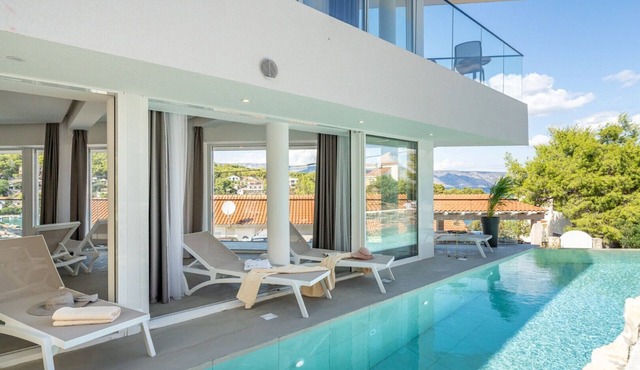 Villa Basina Hvar Luxury and privacy in picturesque settings excellent location