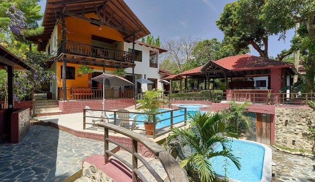 Villa Bayacanes with swimming pools, gazebos, bar, billiards