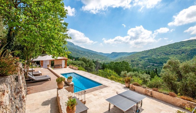 Villa Bazille - Six Bedroom Villa, Sleeps 14
