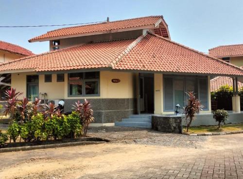 Villa Beach Anyer 1 by Anyer Adventure