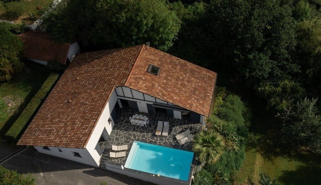 🤩 VILLA BEHERENA 16pers. swimming pool, terrace, garden, ocean at 600m.