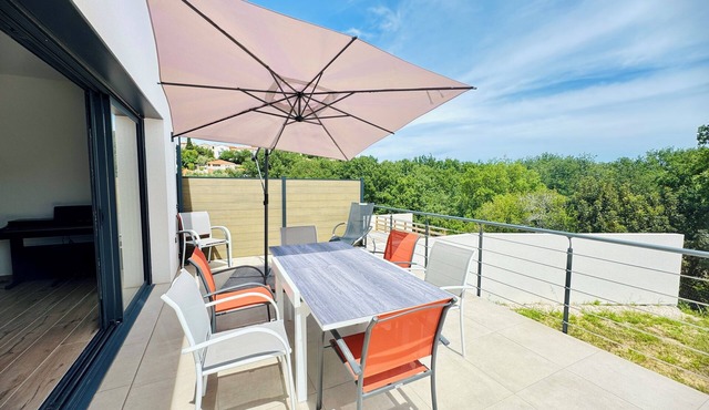 Villa Bel Aspres-Terrace & Garden-Conditioning-Spacious-Calm & Nature