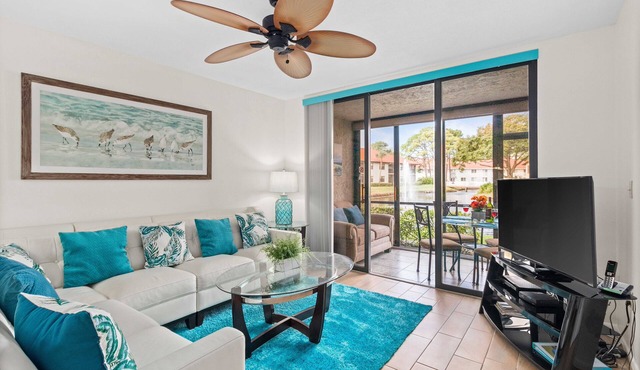 *Villa Bella* Executive 2BR Condo w/2 Pools, Mins to IMG/Beach/Anna Maria Isl