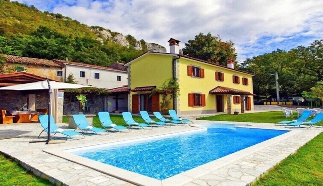 Villa Bella Vista near Ucka Nature Park