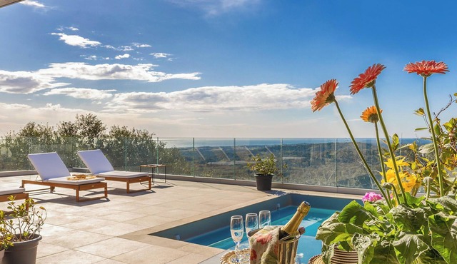 Villa Bella Vista – Villa d’exception avec vue panoramique mer et montagne
