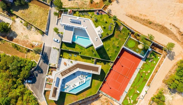 Villa Belle Vie - abundant in modern facilities, comforts and entertainment by MyWaycation